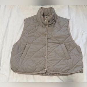 HYFVE Quilted Tan Vest size M